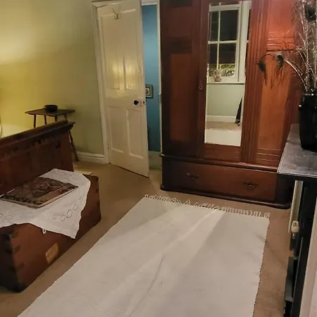 The Cottage, High Street Ferienhaus *