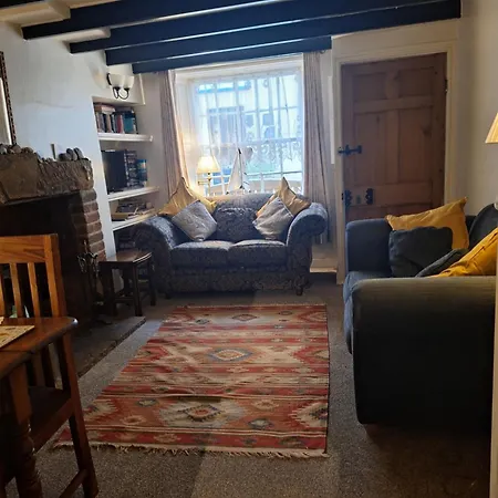 The Cottage, High Street * Staithes